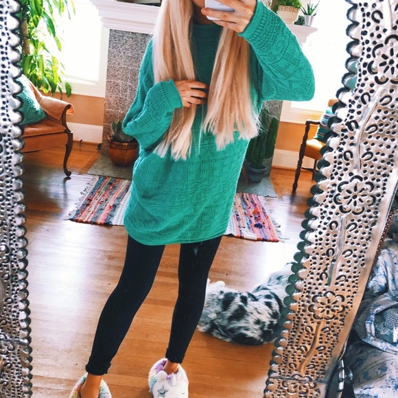 Sweaters - Algae Egyptian Boho Faire Aisle Cowl Sweater